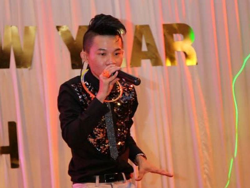 MC Loong 小龙哥